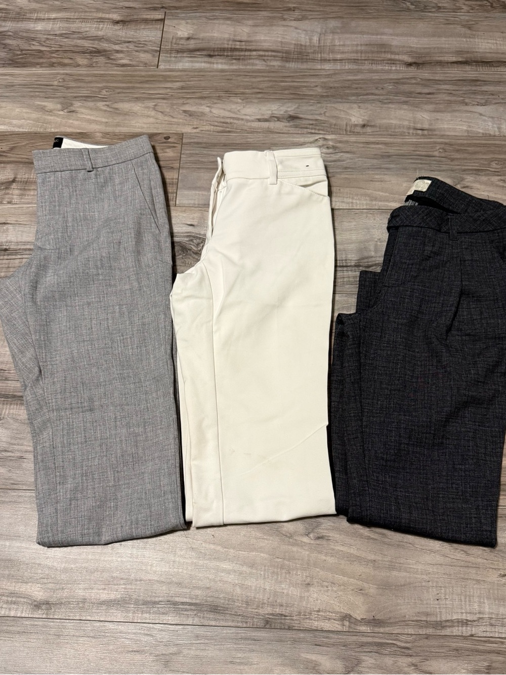 3 women’s dress pants Banana Republic, New York and Company and Jolt